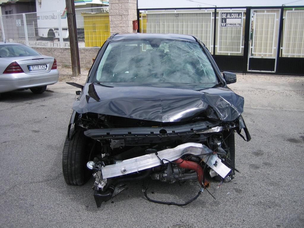 VISTA DELANTERA MERCEDES BENZ CLASE B 180 CDI 110CV