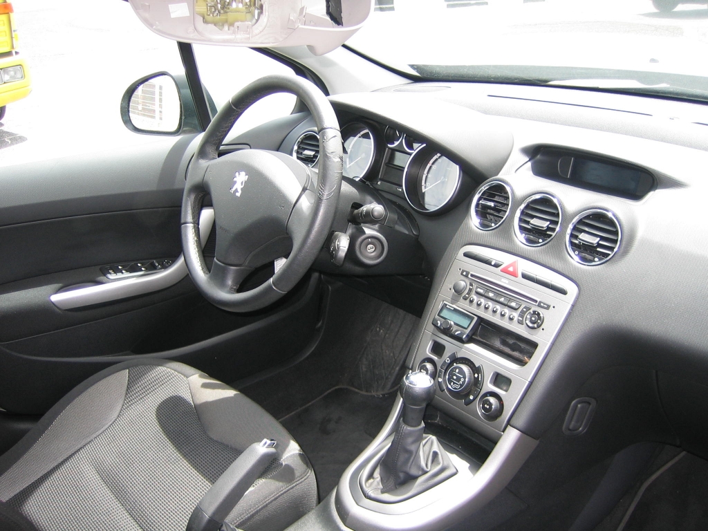 VISTA SALPICADERO PEUGEOT 308 SPORT 1.6 HDI 90CV