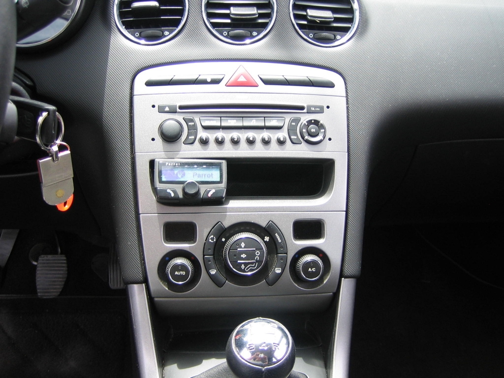 VISTA CD Y CLIMA PEUGEOT 308 SPORT 1.6 HDI 90CV