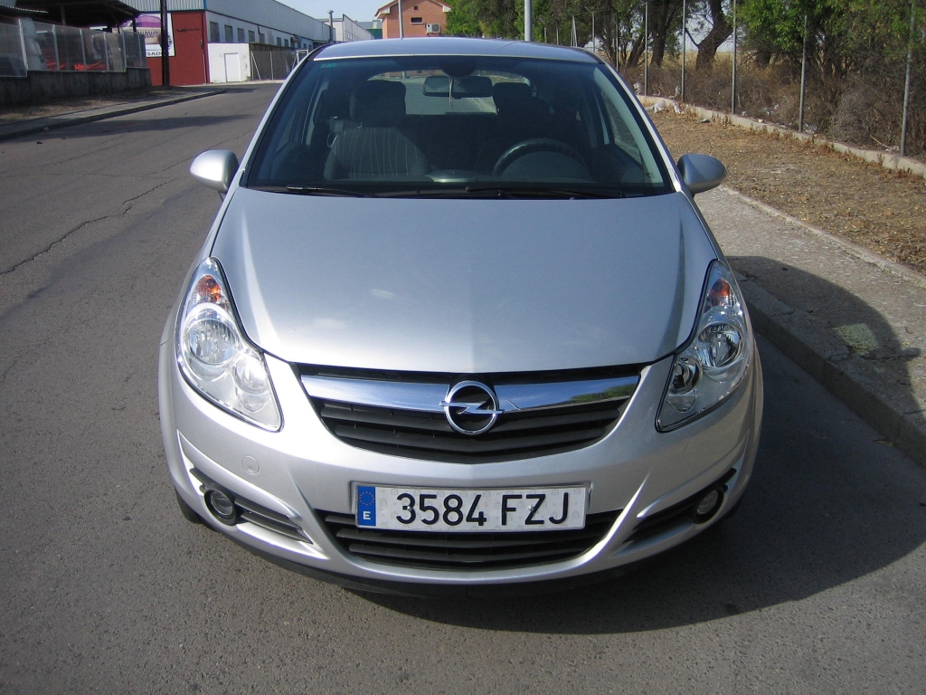 VISTA DELANTERA OPEL CORSA  1.3 CDTI 90CV