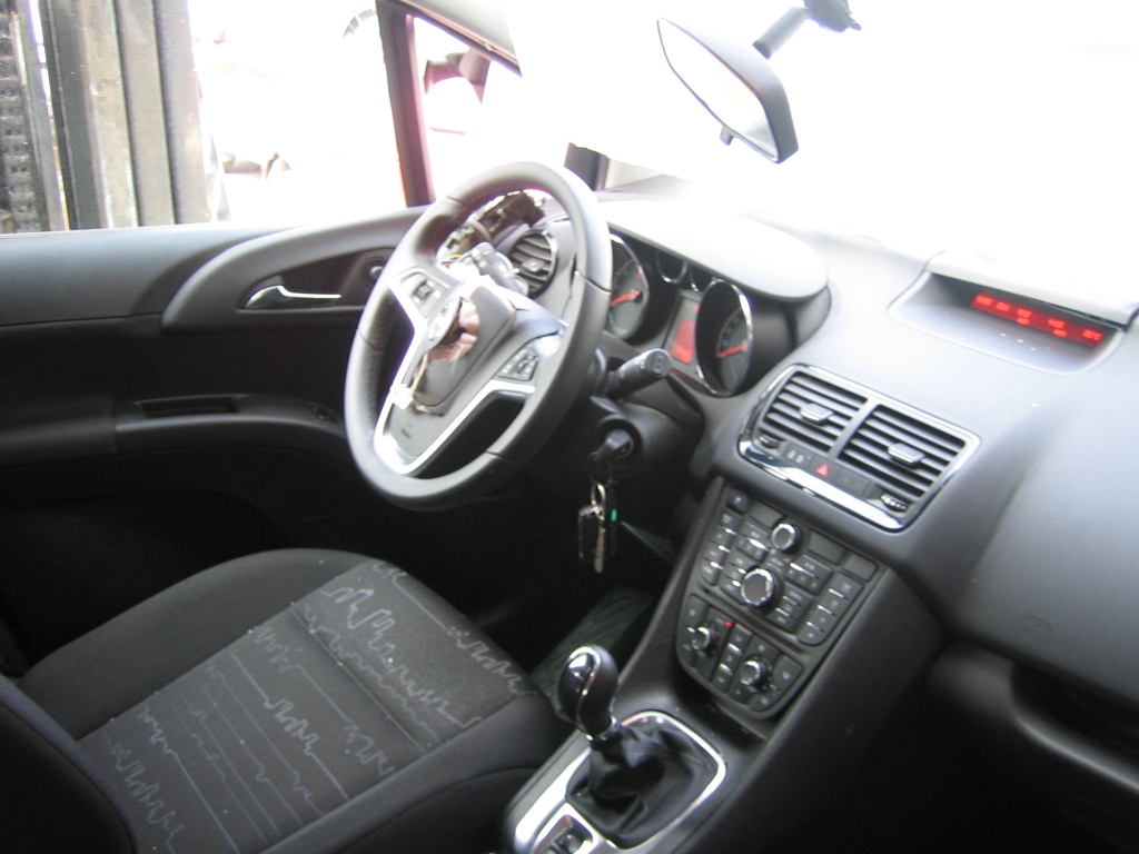 VISTA SALPICADERO OPEL MERIVA 1.4 I 120CV
