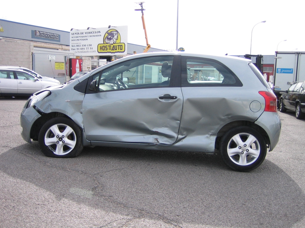 VISTA LATERAL IZQUIERDO TOYOTA YARIS 1.4 D4D 90CV