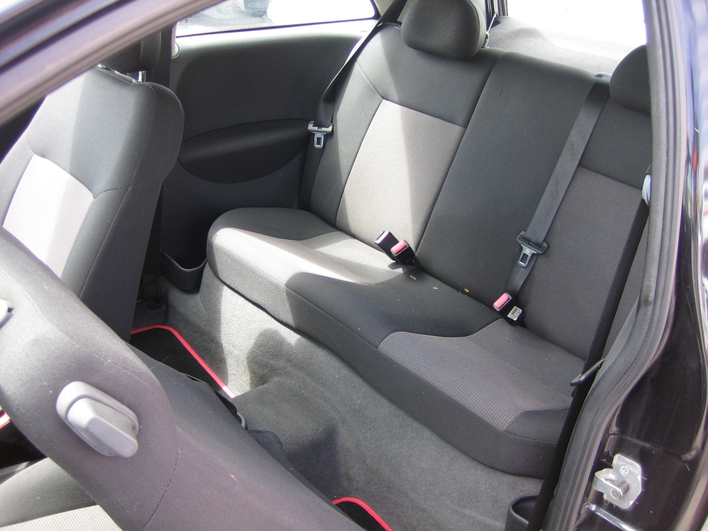 VISTA INTERIOR TRASERO OPEL CORSA 1.3 CDTI 70CV