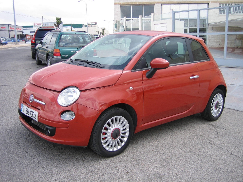 VISTA DELANTERA IZQUIERDA FIAT 500 1.4 100CV