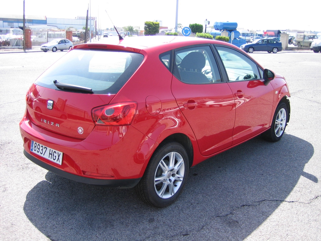 VISTA TRASERA DERECHA SEAT IBIZA 1.2 TDI CR 75CV