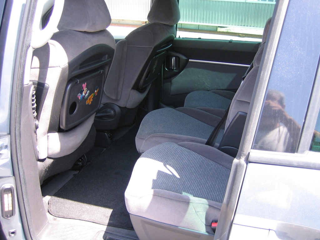 VISTA INTERIOR TRASERO PEUGEOT 807 2.2 HDI 130CV 8 PLAZAS