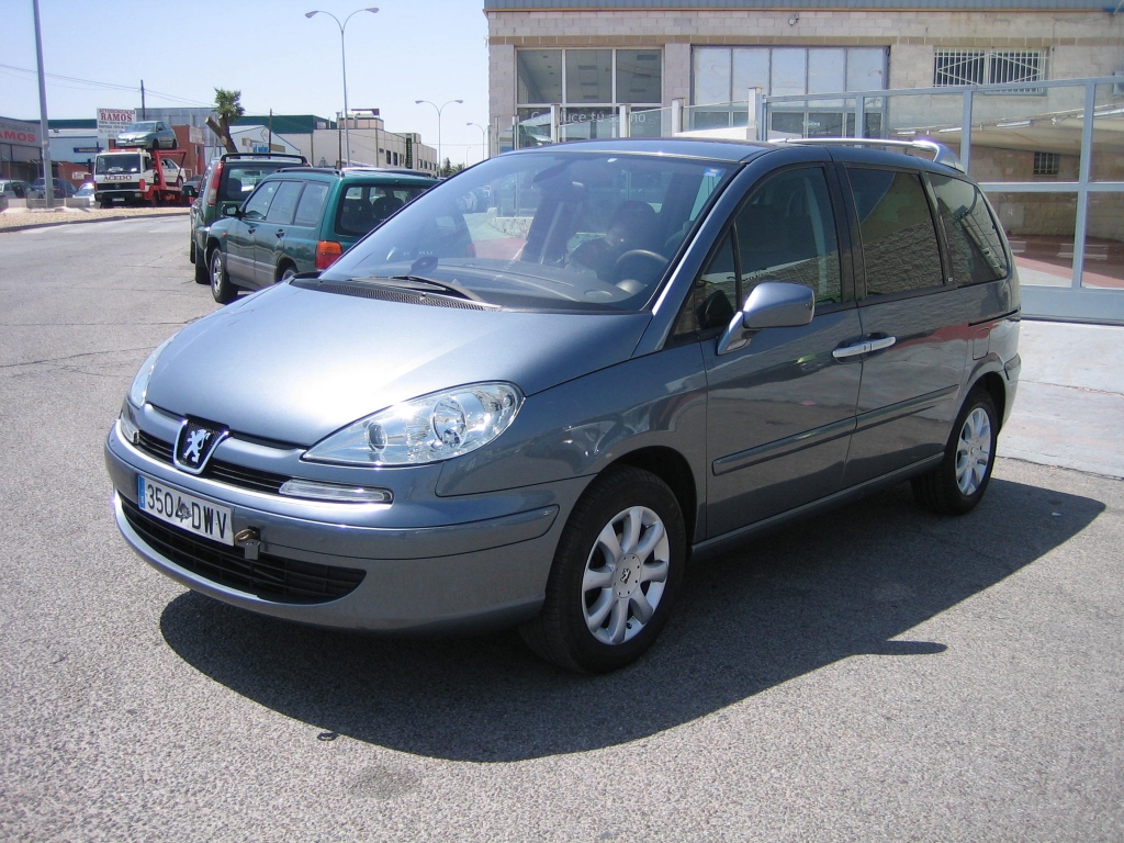 VISTA DELANTERA IZQUIERDA PEUGEOT 807 2.2 HDI 130CV 8 PLAZAS