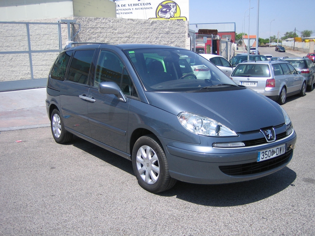 VISTA DELANTERA DERECHA PEUGEOT 807 2.2 HDI 130CV 8 PLAZAS