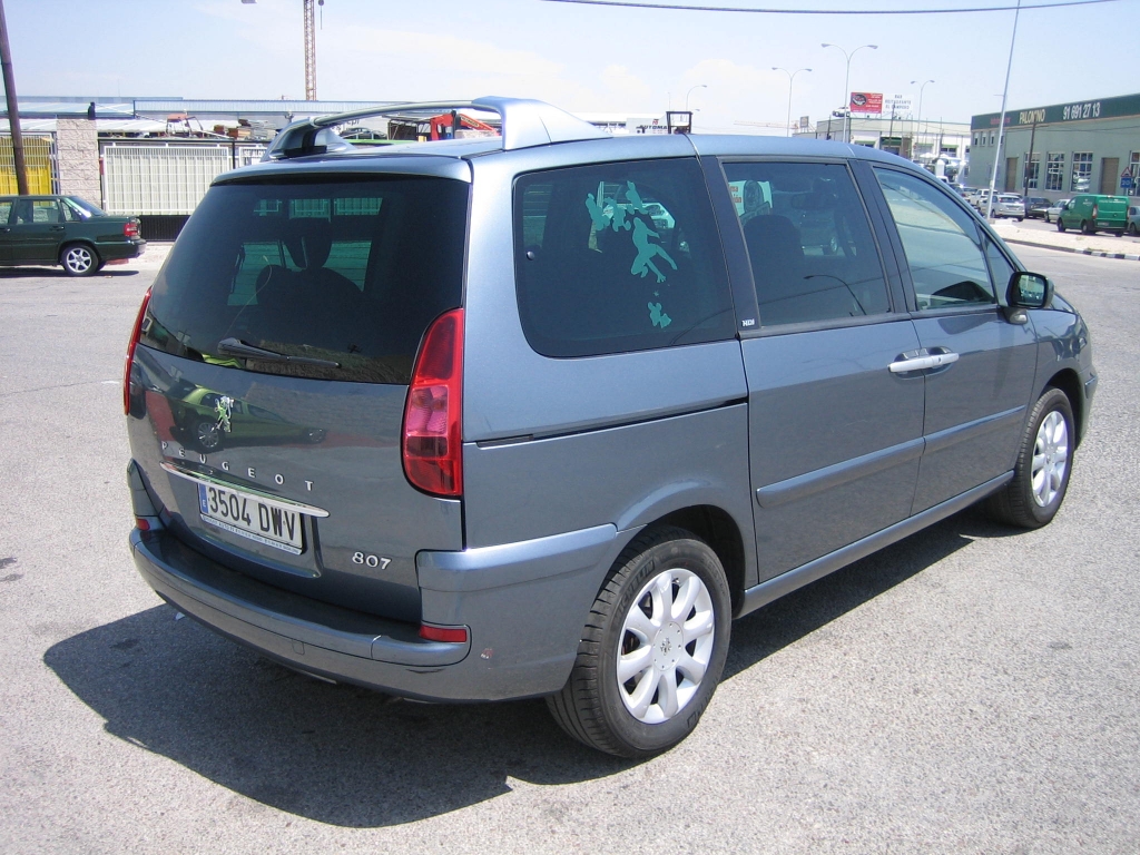 VISTA TRASERA DERECHA PEUGEOT 807 2.2 HDI 130CV 8 PLAZAS