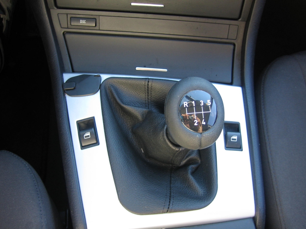 VISTA CAMBIO BMW 320 D 2.0 150CV