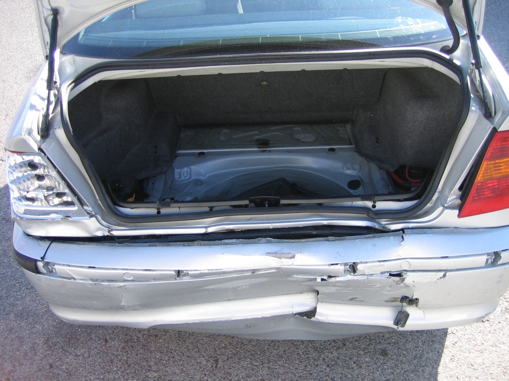 VISTA MALETERO BMW 320 D 2.0 150CV