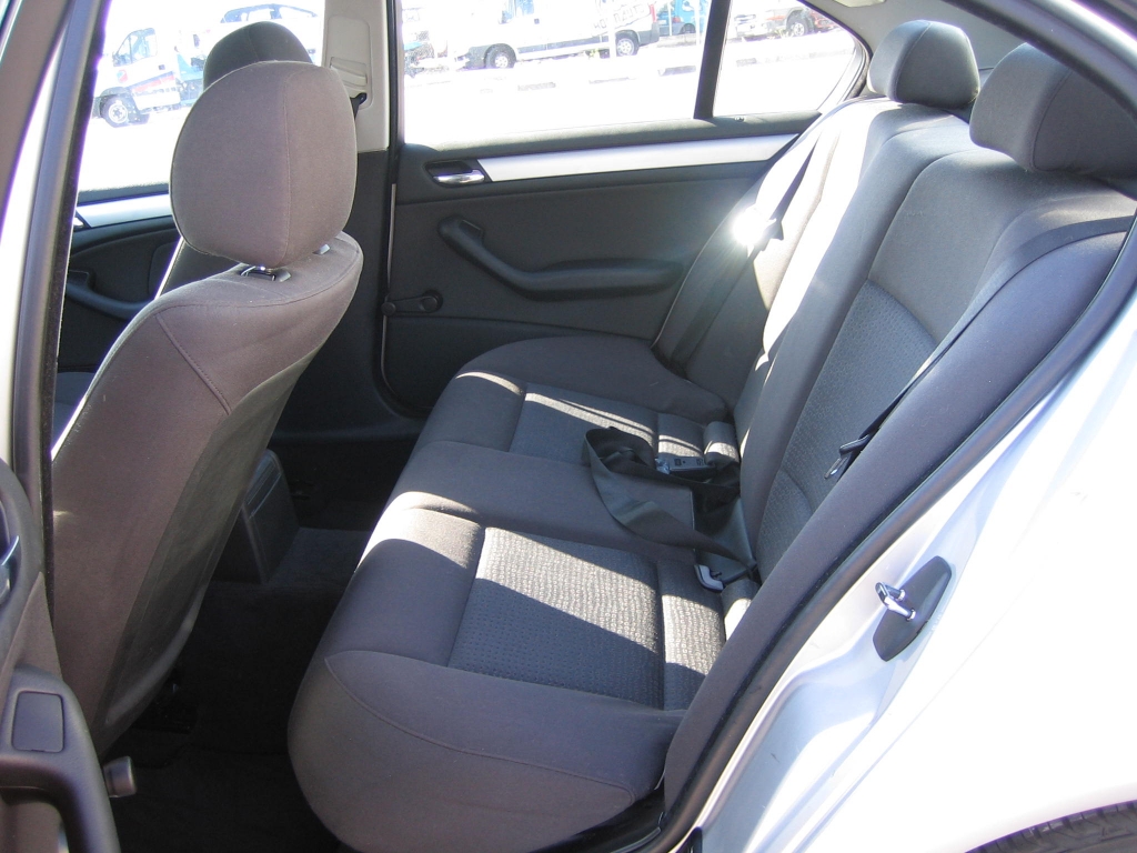 VISTA INTERIOR TRASERO BMW 320 D 2.0 150CV