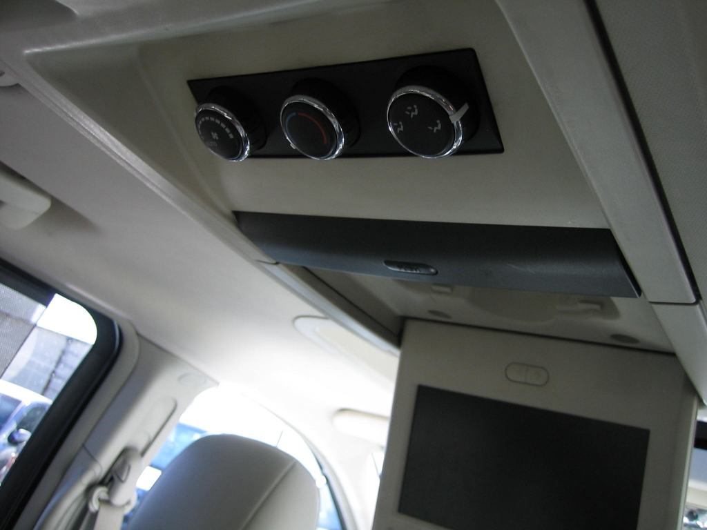 VISTA MANDOS CLIMA TRASEROS CRYSLER GRAND VOYAGER LIMITED 2.8 CRD 163CV 7 PLAZAS