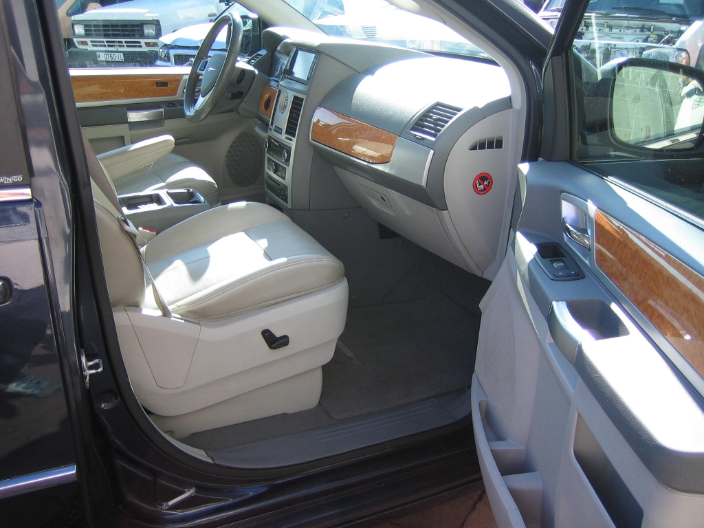 VISTA INTERIOR DERECHO VISTA ASIENTOS 7 PLAZAS 