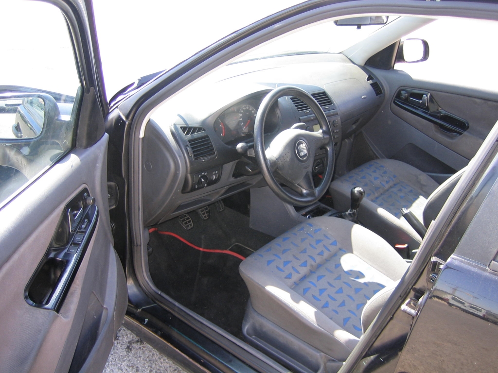 VISTA INTERIOR IZQUIERDO SEAT CORDOBA 1.9 SDI 65CV