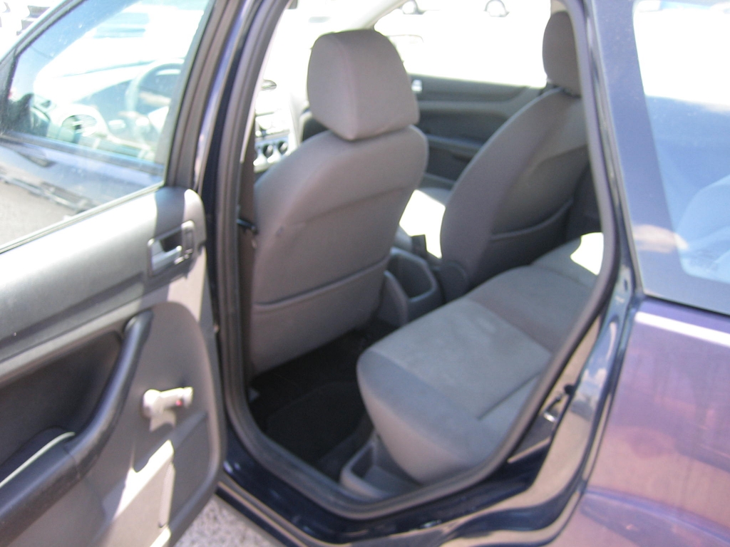 VISTA INTERIOR TRASERO FORD FOCUS 1.6 TDCI 110CV FAMILIAR