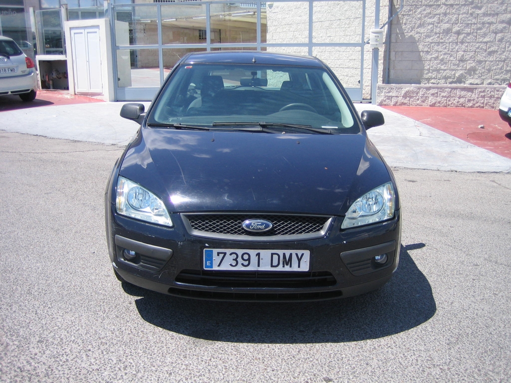 VISTA DELANTERA FORD FOCUS 1.6 TDCI 110CV FAMILIAR