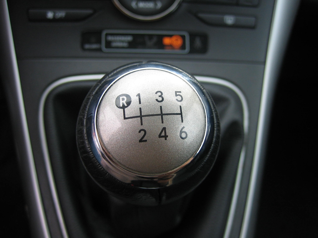 VISTA CAMBIO TOYOTA AURIS 1.4 D4D 90CV