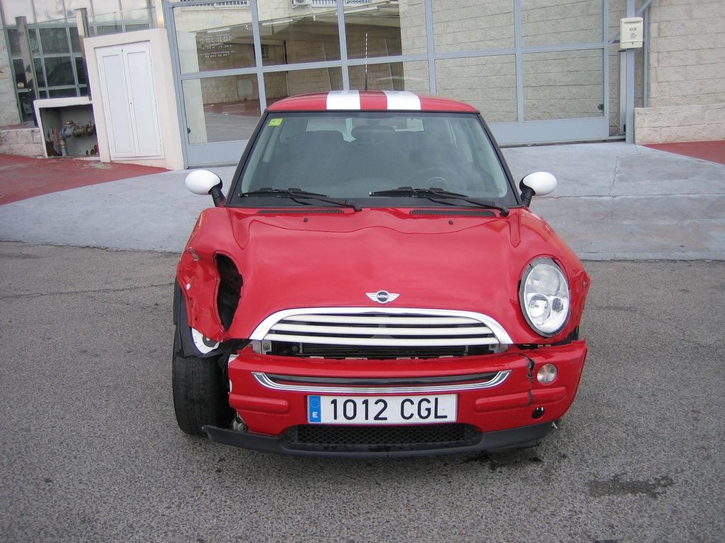 VISTA DELANTERA MINI ONE 1.6 I 90CV