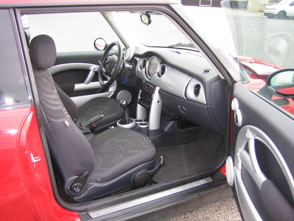 VISTA INTERIOR DERECHO MINI ONE 1.6 I 90CV