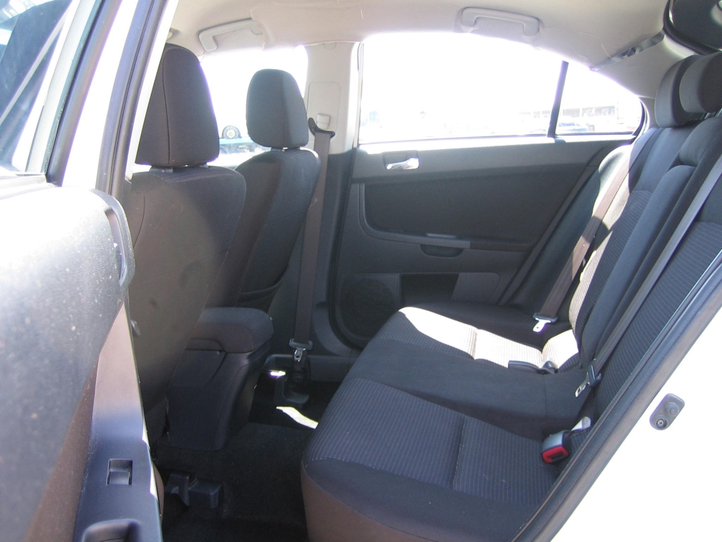 VISTA INTERIOR TRASERO MITSUBISHI LANCER 1.8 DI-D 143CV