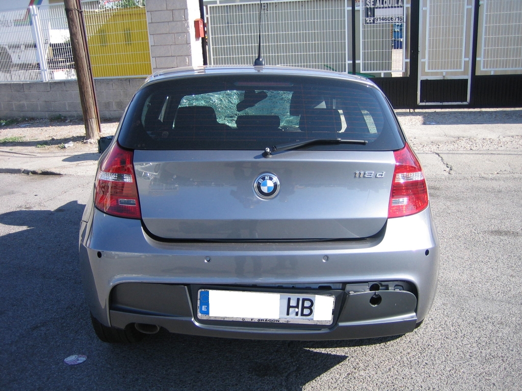 VISTA TRASERA BMW 118 D 2.0 142 CV PACK M