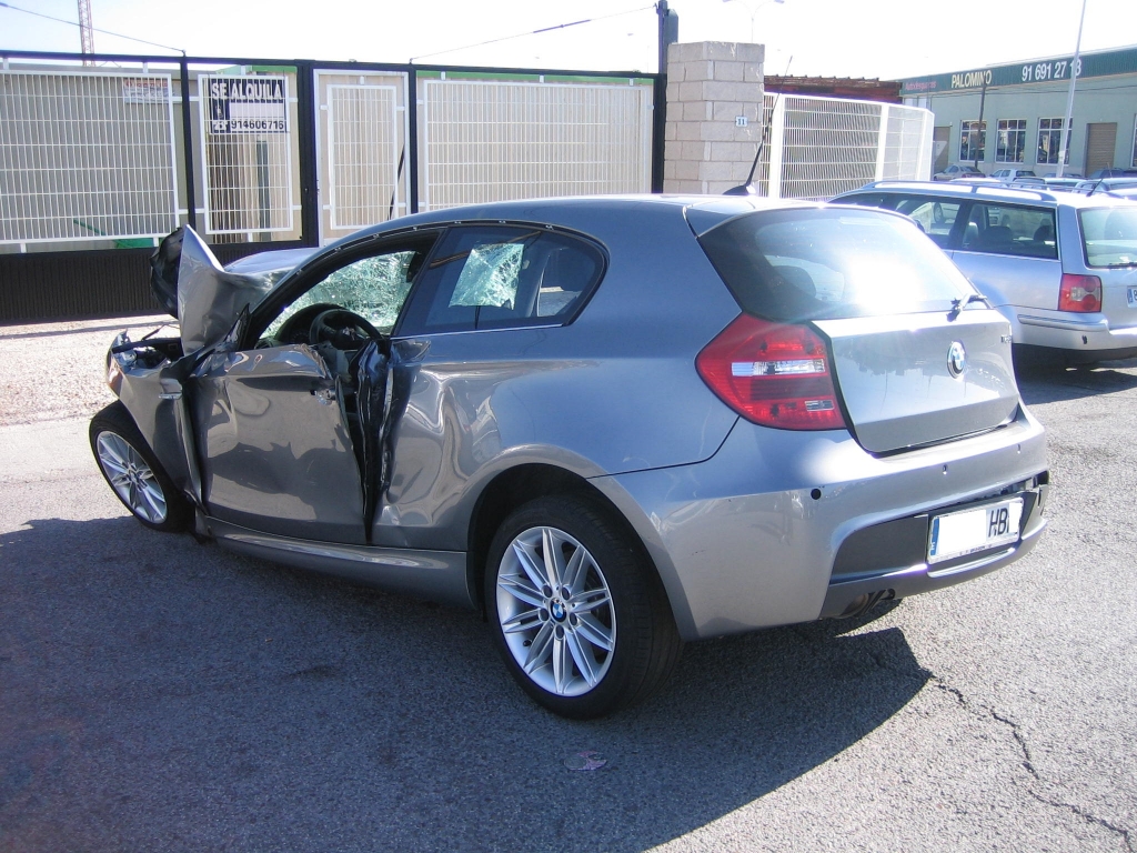 VISTA TRASERA IZQUIERDA BMW 118 D 2.0 142 CV PACK M