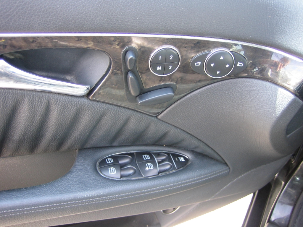 VISTA ASIENTOS ELECTRICOS CON MEMORIA MERCEDES BENZ E-320 CDI 150CV AUTOMATICO