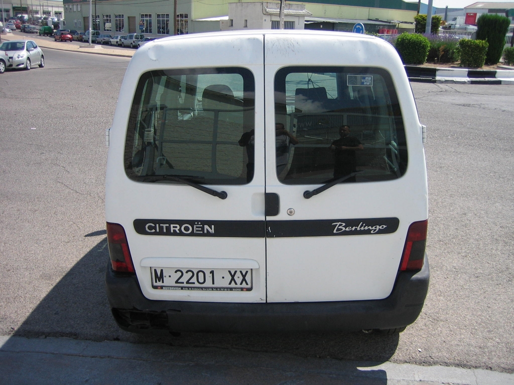 VISTA TRASERA CITROEN BERLINGO 1.9 D 70CV 