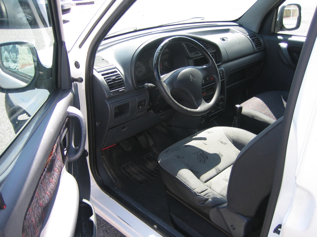 VISTA INTERIOR IZQUIERDO CITROEN BERLINGO 1.9 D 70CV