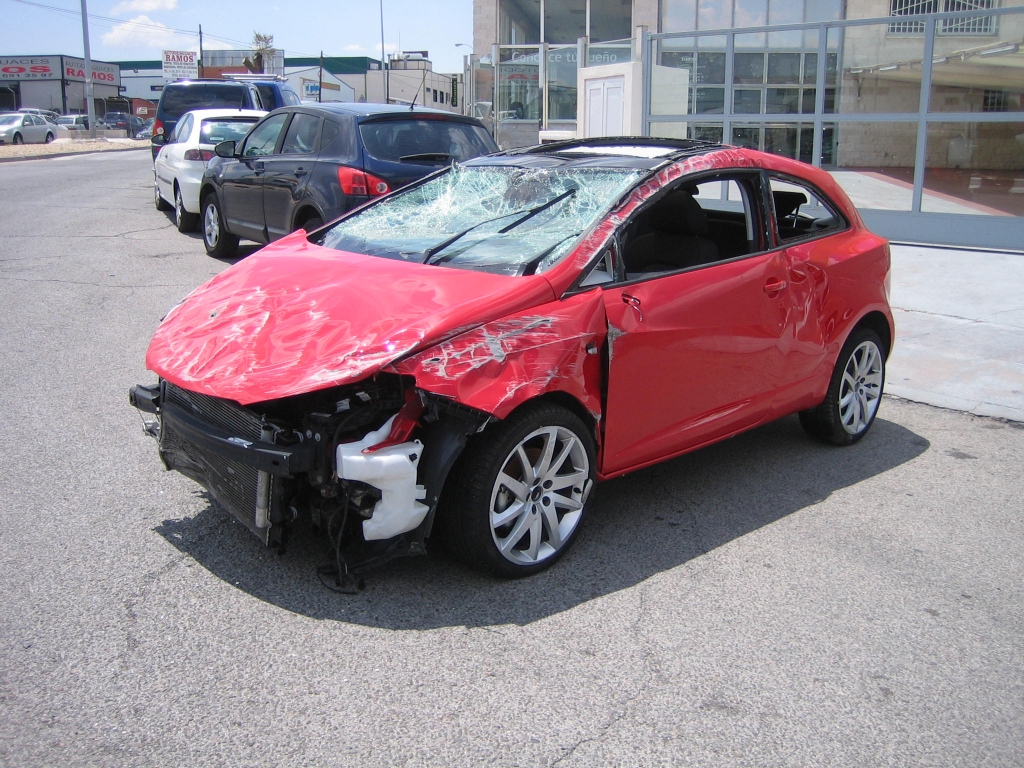 VISTA DELANTERA IZQUIERDA SEAT IBIZA FR 2.0 TDI 140CV