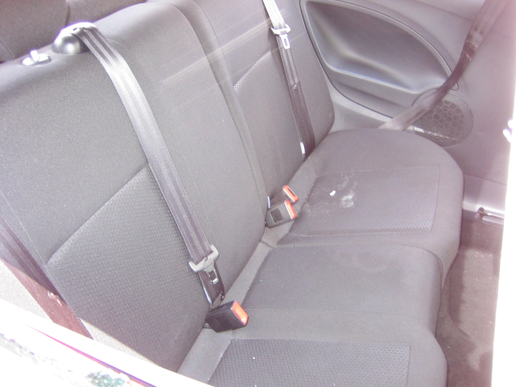 VISTA INTERIOR TRASERO SEAT IBIZA FR 2.0 TDI 140CV