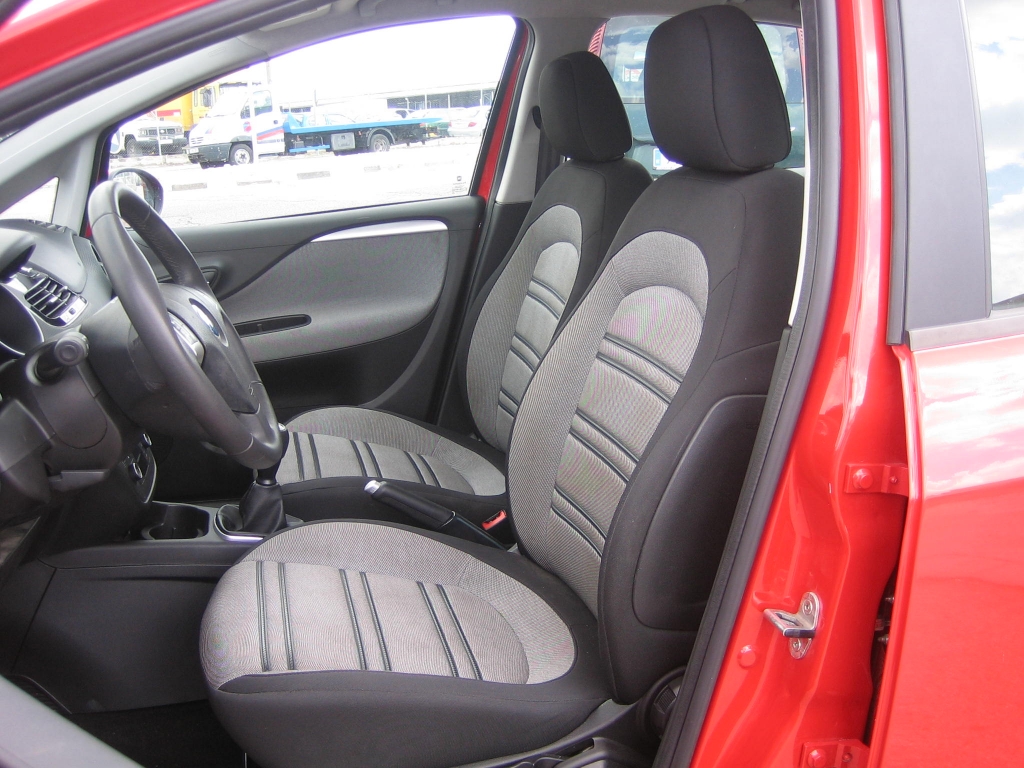 VISTA INTERIOR IZQUIERDO FIAT PUNTO 1.3 DI 75CV