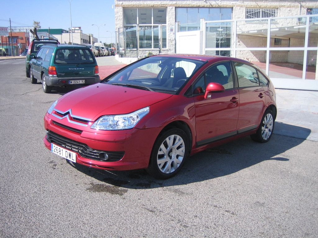 VISTA DELANTERA IZQUIERDA CITROEN C-4 1.6 HDI VTR PLUS 90CV