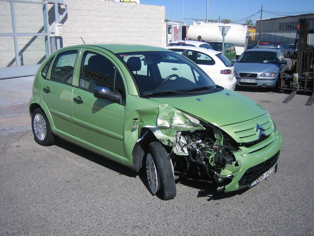 VISTA DELANTERA DERECHA CITROEN C-3 1.4 HDI 70CV