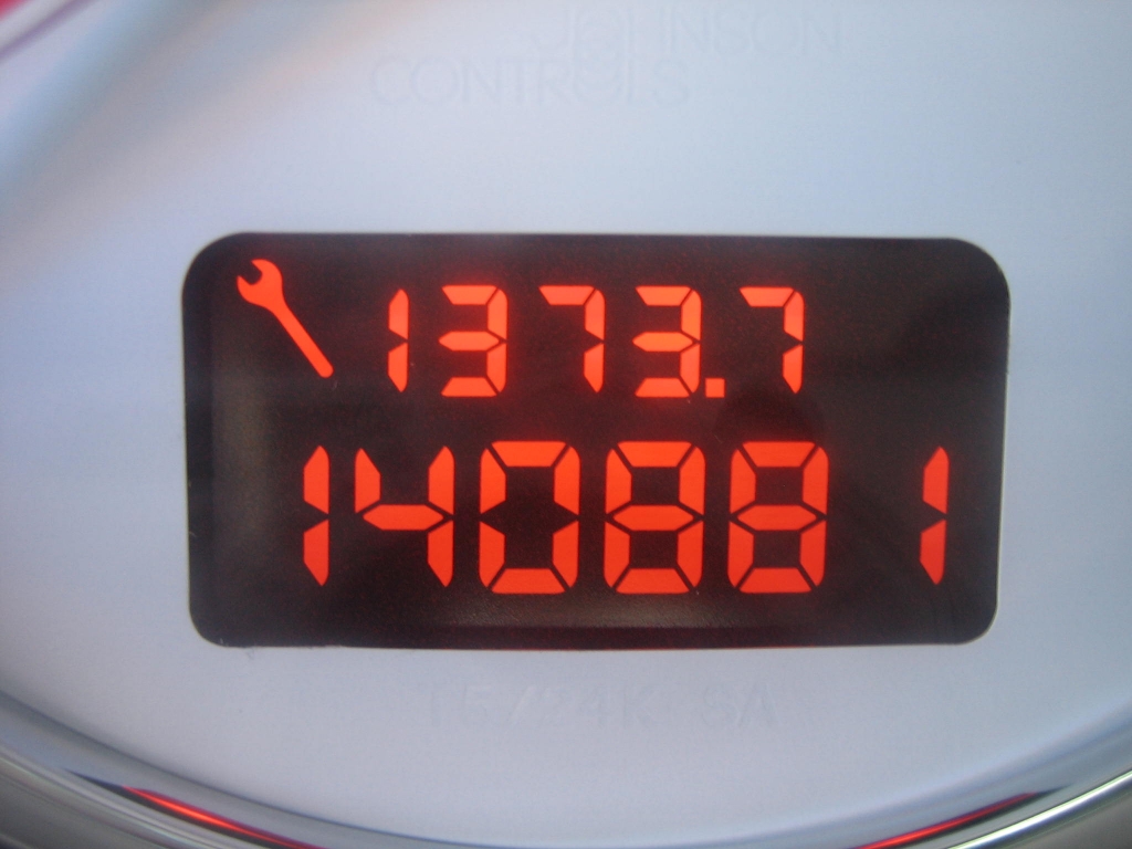 VISTA KM PEUGEOT 307 1.6 HDI 110CV