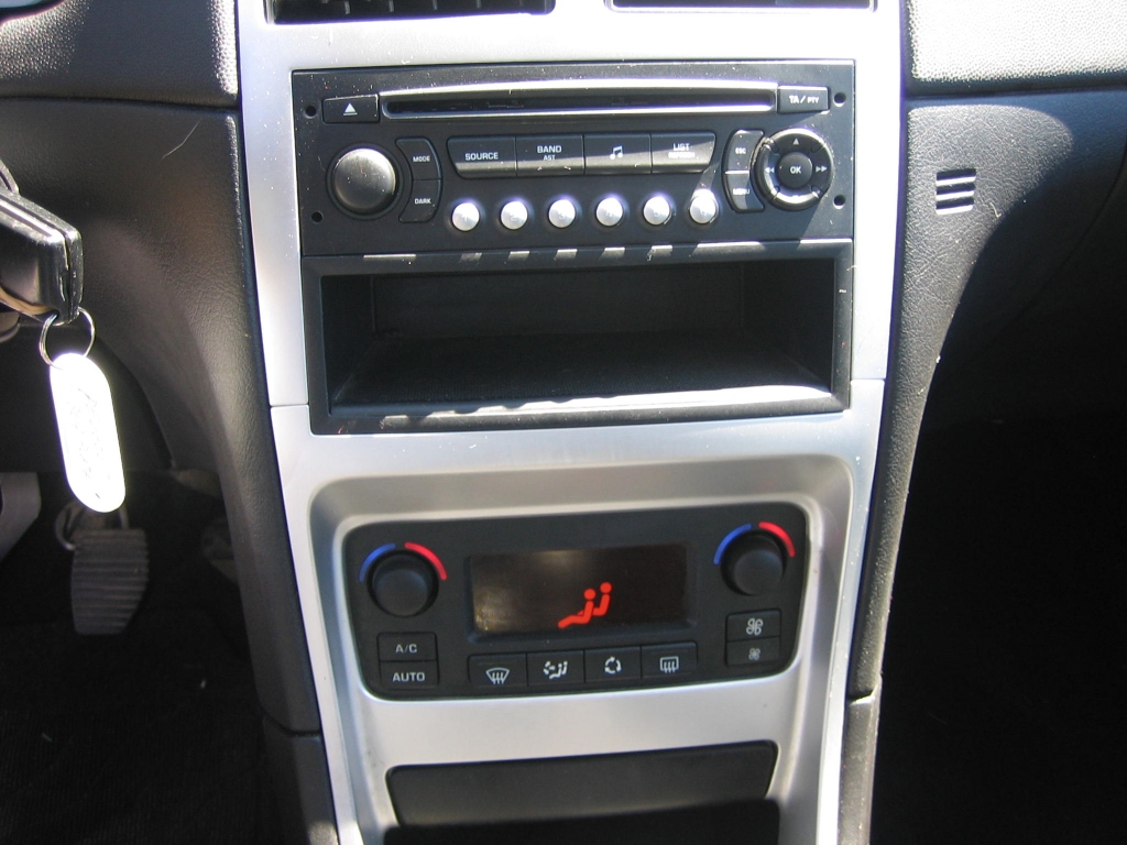 VISTA CD Y CLIMA PEUGEOT 307 1.6 HDI 110CV