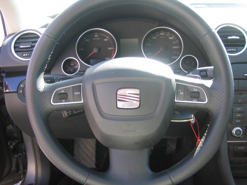 VISTA VOLANTE MULTI FUNCION SEAT EXEO 2.0 TDI 140CV ST AUTOMATICO