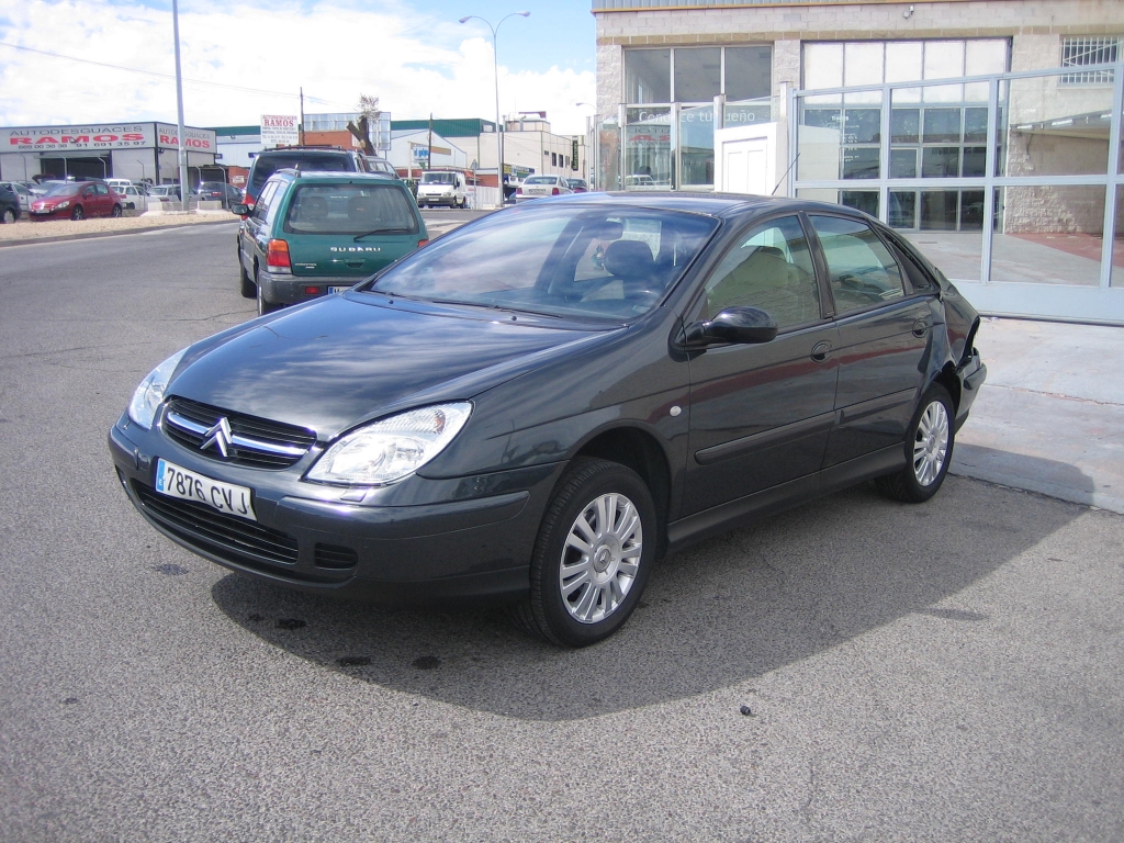 VISTA DELANTERA IZQUIERDA CITROEN C-5 2.2 HDI 136CV EXCLUSIVE