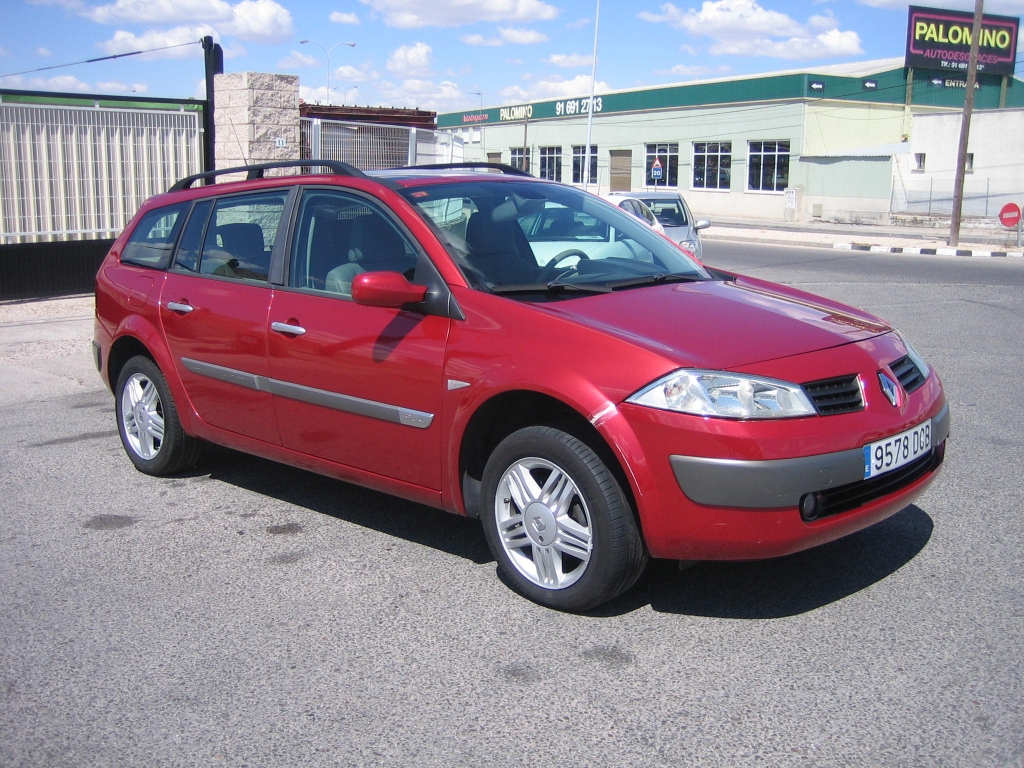 VISTA DELANTERA DERECHA RENAULT MEGANE 1.9 DCI 120CV GRAND TOUR