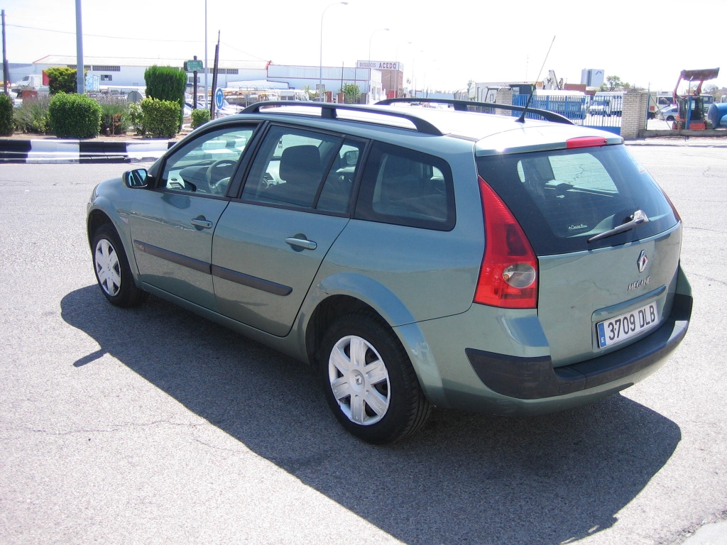VISTA TRASERA IZQUIERDA RENAULT MEGANE GRAND TOUR 1.9 DCI 120CV