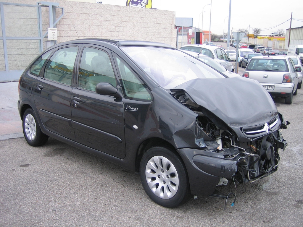 Купить Двигатель Ситроен Ксара Пикассо 1.8